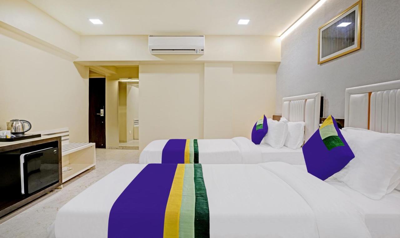Treebo Premium Golden Bliss Trimurti Nagar Square Nagpur Extérieur photo