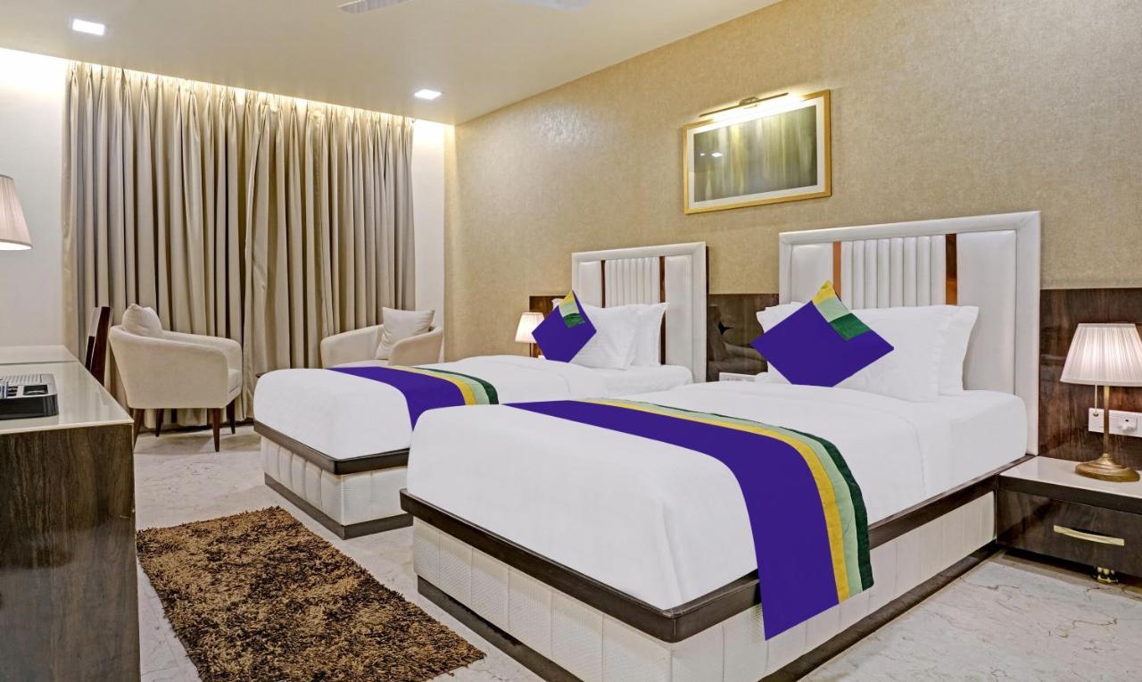 Treebo Premium Golden Bliss Trimurti Nagar Square Nagpur Extérieur photo