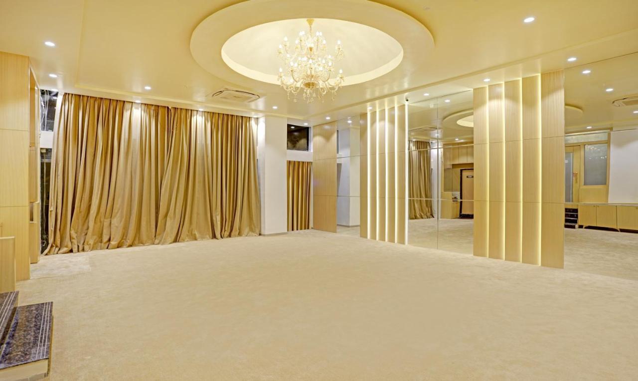Treebo Premium Golden Bliss Trimurti Nagar Square Nagpur Extérieur photo