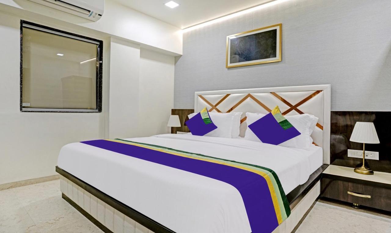 Treebo Premium Golden Bliss Trimurti Nagar Square Nagpur Extérieur photo