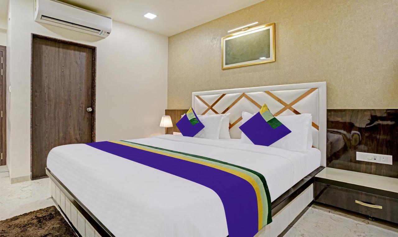 Treebo Premium Golden Bliss Trimurti Nagar Square Nagpur Extérieur photo